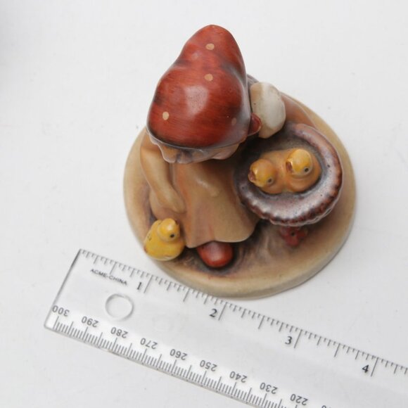 Vintage HUMMEL Chick Girl Porcelain Figurine 1950s 57/0 TMK 2 Full Bee Germany - Picture 8 of 9